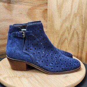 Cole Haan Willette Womens Perforated Blue Suede Chucky Heel Ankle Boots Size 9